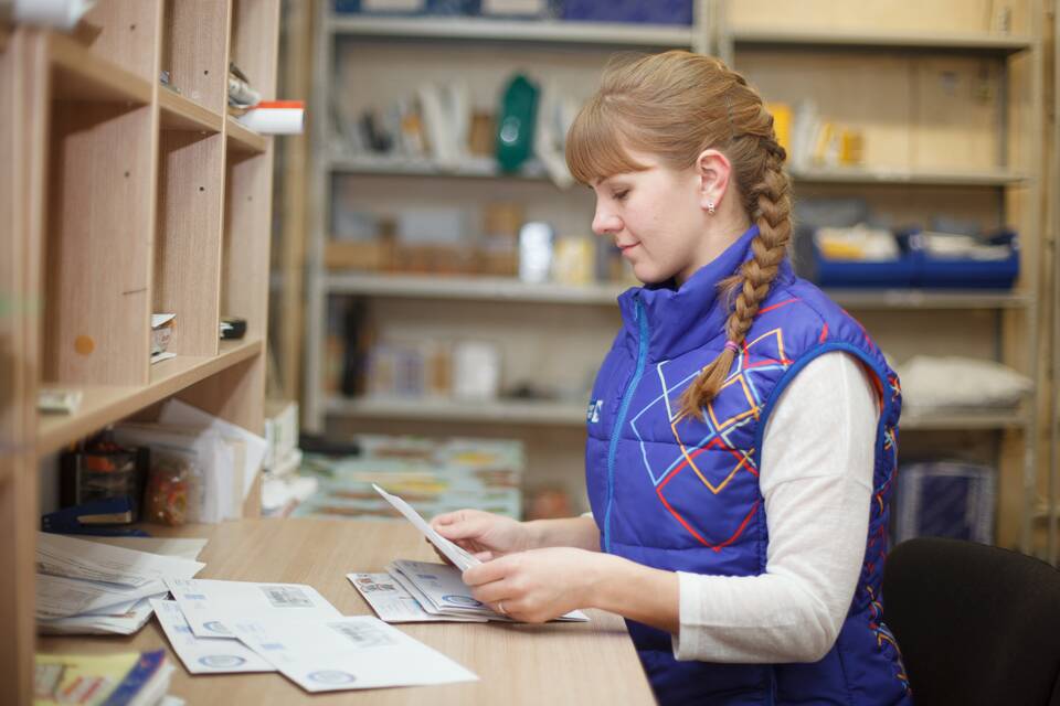 Как отправляются письма на почте